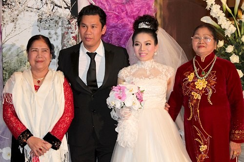 Lệ Quyên: 'Tôi đã bật khóc lúc sinh con vì thương mẹ' - ảnh 1
