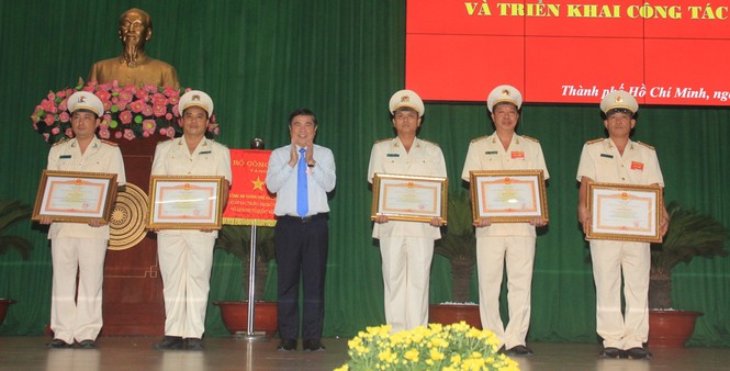 Công an TPHCM bắt giữ 9 đối tượng khủng bố - ảnh 2 Công an TPHCM bắt giữ 9 đối tượng khủng bố - ảnh 2