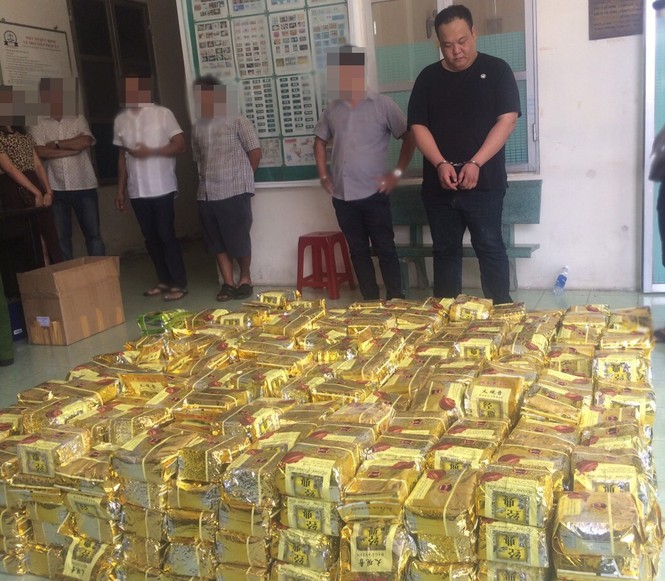 Công an TPHCM thu hơn 1 tấn ma tuý trên chiếc xe tải đang lưu thông trên đường - ảnh 2