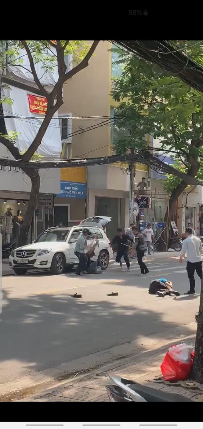 Lộ nguyên nhân hai nhóm “huyết chiến” trên phố Sài Gòn - ảnh 1