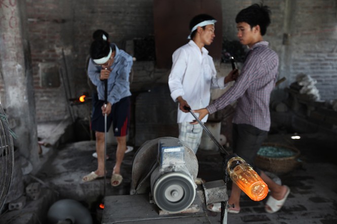 Kỳ lạ nơi làm cốc vại chỉ để uống bia hơi Hà Nội - ảnh 7
