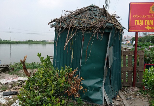 Vụ tàu đâm ô tô, 6 người chết: Người gác chắn đường tàu nói gì? - ảnh 2