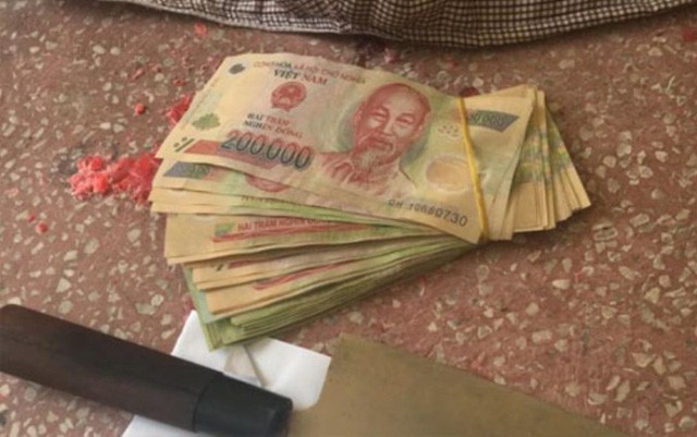 Lời khai của đối tượng bịt mặt xông vào nhà khống chế bé gái 6 tuổi - ảnh 1