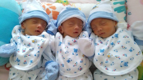 Cuộc sống bận rộn của bà mẹ 25 tuổi sinh 5 con ở Hà Nội - ảnh 2