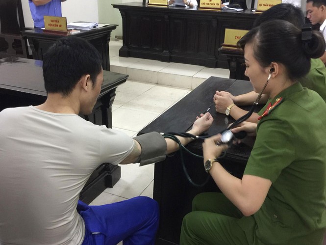 Tử tù Thọ sứt liên tục 'giở trò' trong phiên xử sơ thẩm? - ảnh 1