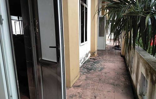 Trụ sở xã ở Thanh Hoá bất ngờ nổ lớn rồi bốc cháy - ảnh 1