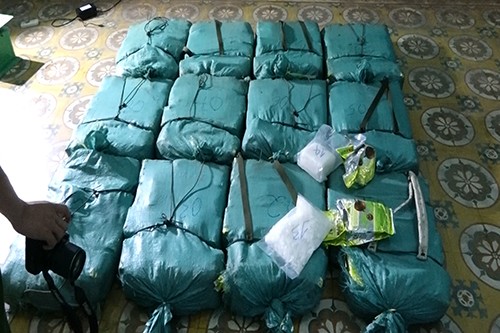 Tin mới vụ bắt giữ 300kg ma túy trị giá hàng trăm tỷ - ảnh 1