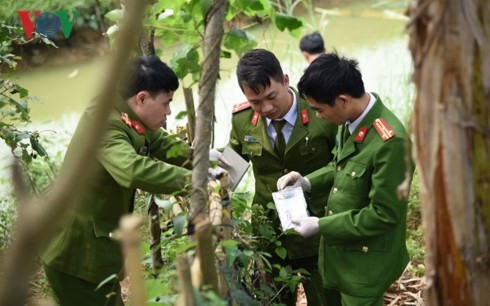 Vụ cài mìn ở Phú Thọ: Đối tượng bắt nhốt, đánh đập người yêu nhiều lần - ảnh 1