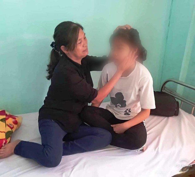 Nữ sinh đánh bạn hội đồng dã man vì tội...nói nhiều!? - ảnh 2