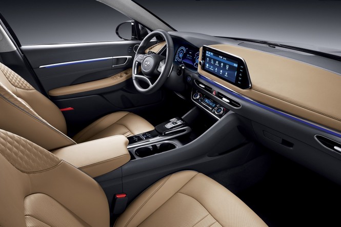 Hyundai Sonata 2020 lộ diện trong những video thực tế đầu tiên - ảnh 1