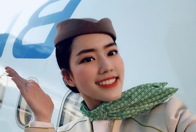 Nữ tiếp viên hàng không 9x khiến dân mạng xao xuyến vì quá xinh - ảnh 2