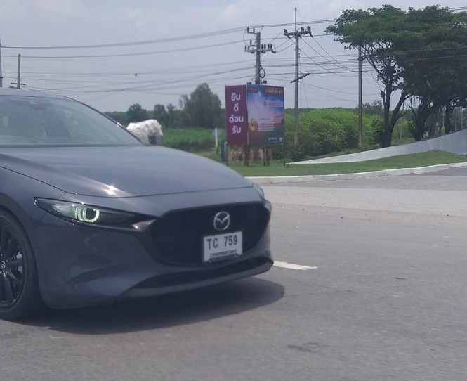 Mazda 3 thế hệ mới chạy thử tại Thái Lan - ảnh 1