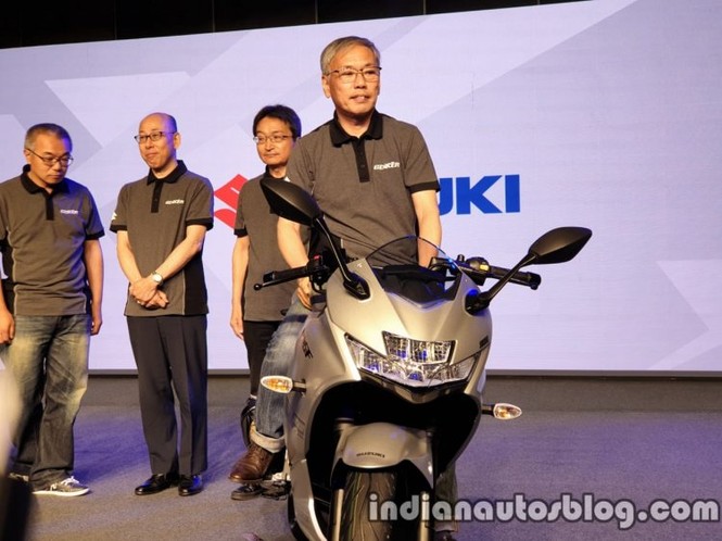 Môtô thể thao Suzuki Gixxer SF 250 ra mắt tại Ấn Độ với giá hơn 57 triệu đồng - ảnh 1