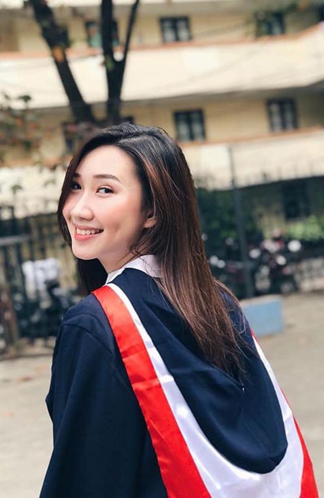 'Bông hồng' Lào gốc Việt xinh đẹp trong lễ tốt nghiệp tại Học viện Ngoại giao - ảnh 5