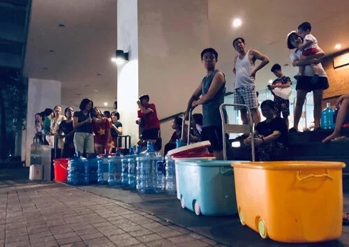 Chuyện 'cười ra nước mắt' những ngày Hà Nội thiếu nước - ảnh 2