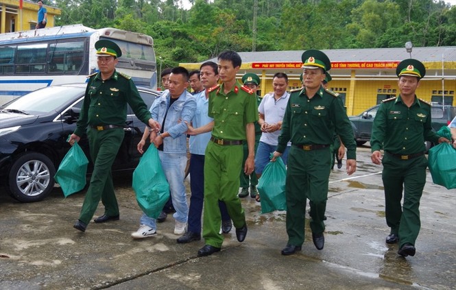 Biên phòng Hà Tĩnh bắt gần 3 tạ ma túy - ảnh 1