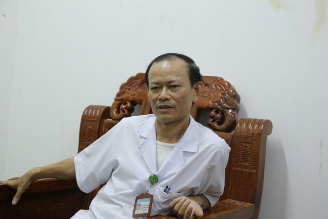 Công an đang làm việc với ê kíp trực vụ bé sơ sinh tử vong đứt cổ - ảnh 1