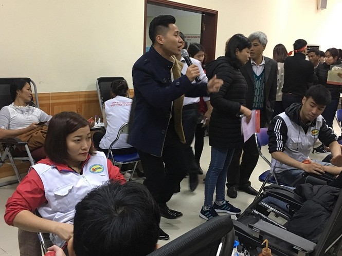 Tham gia Chủ nhật Đỏ sau 1 ngày tròn 18 tuổi - ảnh 3