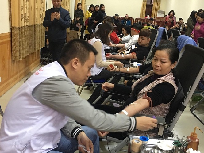 Tham gia Chủ nhật Đỏ sau 1 ngày tròn 18 tuổi - ảnh 4