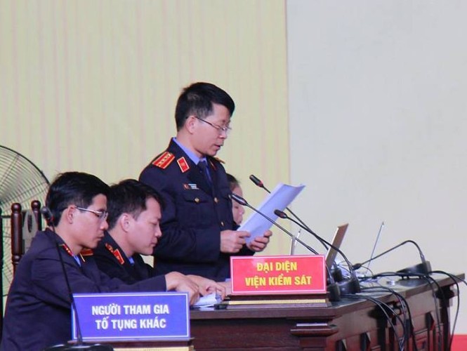 Xét xử cựu tướng Phan Văn Vĩnh: VKSND Phú Thọ cảnh báo game thủ - ảnh 1