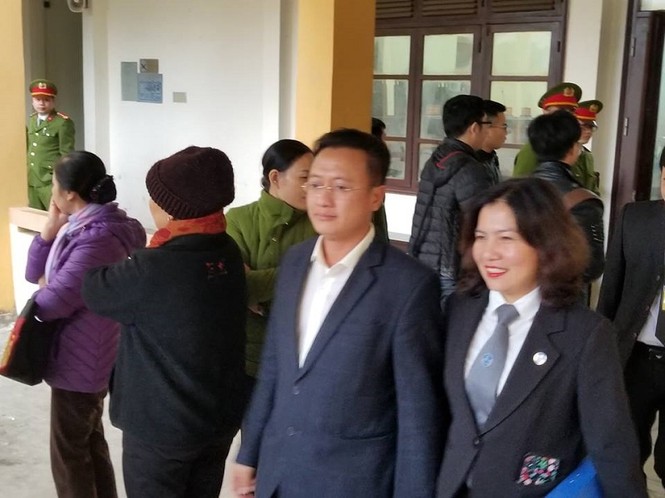Không có chứng cứ 'đầu độc' trong vụ chạy thận tại bệnh viện Hòa Bình - ảnh 1