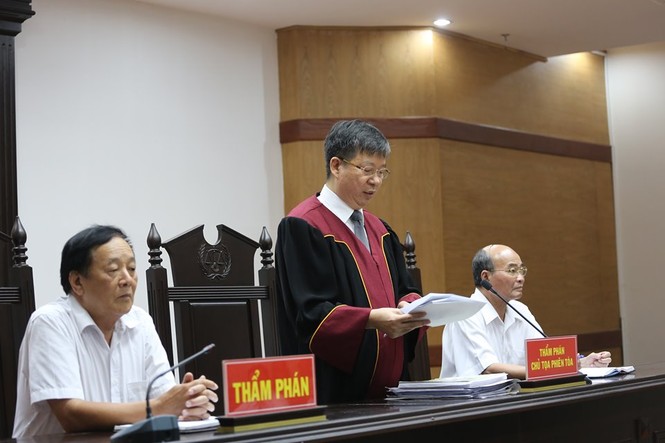 Hưng 'kính' nhận 48 tháng tù, bị hại không đòi lại tiền bảo kê - ảnh 1