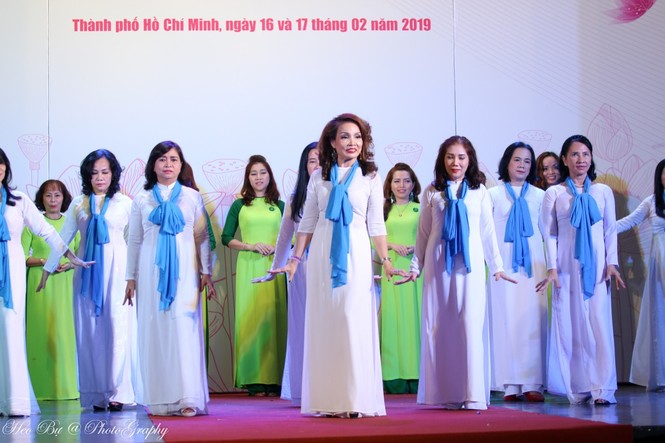 79 tuổi còn tham dự cuộc thi “Duyên dáng áo dài” - ảnh 2