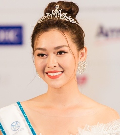 Á hậu Tường San chính thức được đề cử đi thi Hoa hậu Quốc tế 2019 - ảnh 1