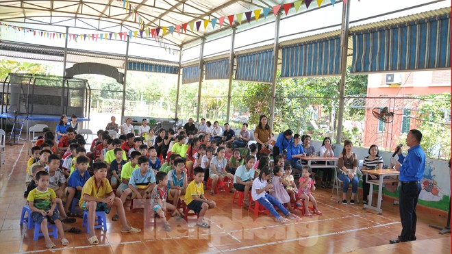 Mang tri thức đến với trẻ chịu nhiều thiệt thòi - ảnh 7