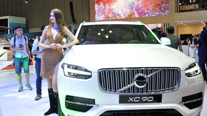 Hàng loạt đại gia ô tô thế giới 'đọ xe' ở Sài Gòn - ảnh 1