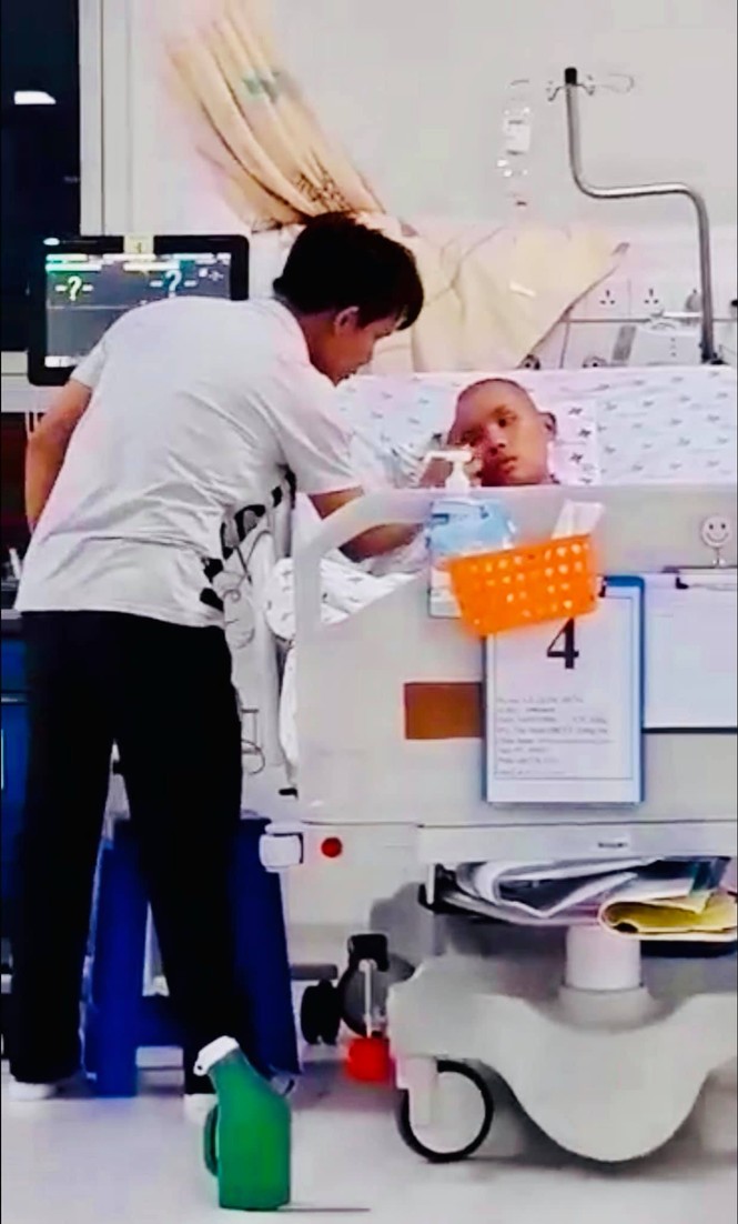 Ngỡ sốt đau đầu thông thường, bé trai hôn mê do phù não - ảnh 1