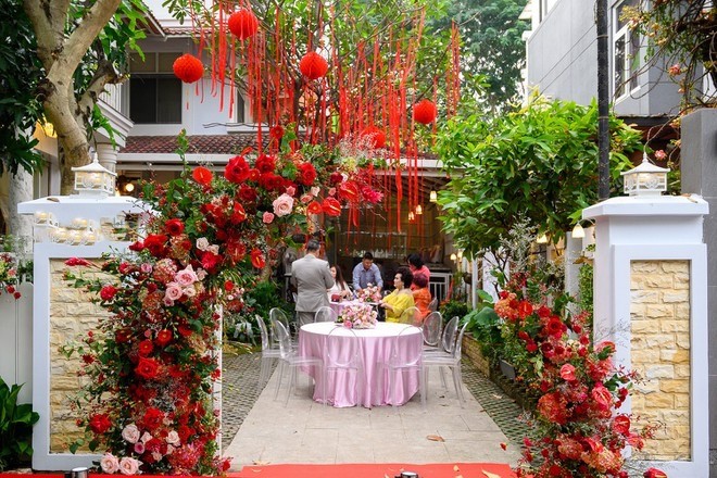 Khoảnh khắc ấn tượng trong đám hỏi Ông Cao Thắng và Đông Nhi - ảnh 3