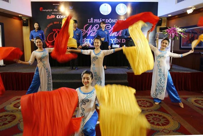 Khởi động cuộc thi Nữ sinh viên Việt Nam duyên dáng 2014 - ảnh 3