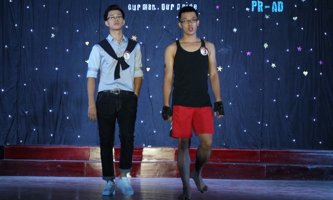 Nam sinh PR-AD khoe tài sắc - ảnh 4