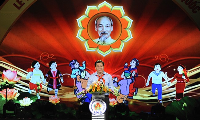 Toàn cảnh Lễ Tuyên dương Cháu ngoan Bác Hồ toàn quốc 2015 - ảnh 6
