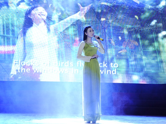 Mãn nhãn màn catwalk, múa bụng của nữ sinh Hà thành - ảnh 14