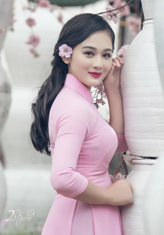 Nữ sinh Ngoại thương khoe sắc cùng hoa đào - ảnh 5