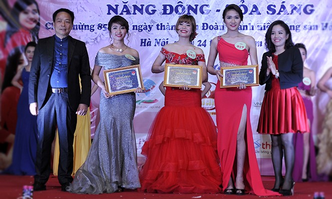 Ngắm nhan sắc Hoa khôi Trường Cao đẳng Thương mại và Du lịch - ảnh 16