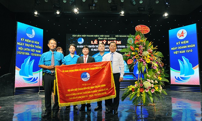 Khen thưởng doanh nhân trẻ tiêu biểu có thành tích trong công tác Hội - ảnh 3
