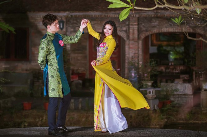 Nam thanh nữ tú Phương Đông khoe tài sắc - ảnh 22