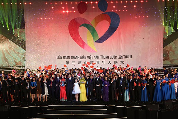 Sôi nổi giao lưu nghệ thuật Liên hoan Thanh niên Việt – Trung 2016 - ảnh 15