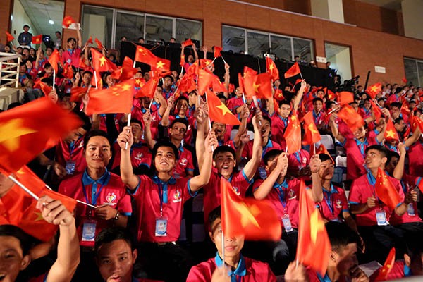 Sôi nổi giao lưu nghệ thuật Liên hoan Thanh niên Việt – Trung 2016 - ảnh 10