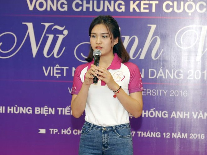 Top thí sinh 'siêu' ngoại ngữ của Nữ sinh viên Việt Nam duyên dáng - ảnh 2