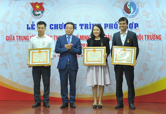 T.Ư Đoàn và Bộ TN&MT ký kết phối hợp giai đoạn 2017-2022 - ảnh 4