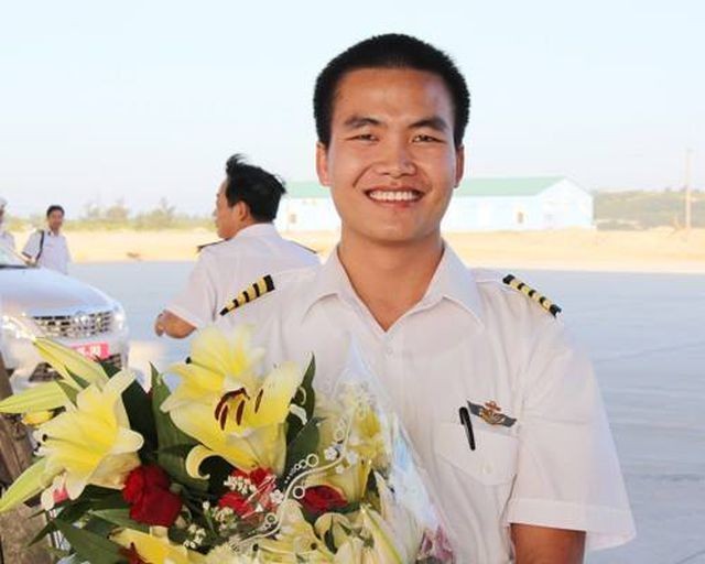 Phi công quân sự cấp 1 từng trúng tuyển khoá đi học tàu ngầm - ảnh 3