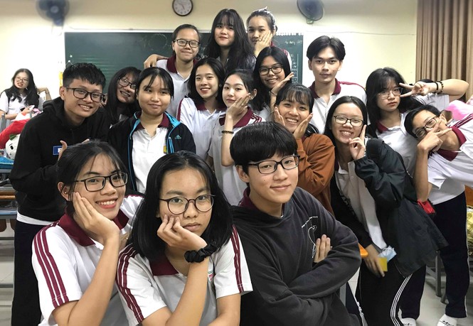 Nữ sinh Sài thành rap 'Việt Bắc' chia sẻ tiết học Văn trên lớp - ảnh 1