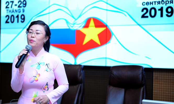 Thanh niên Việt - Nga trình diễn nét đặc sắc văn hoá dân tộc - ảnh 10