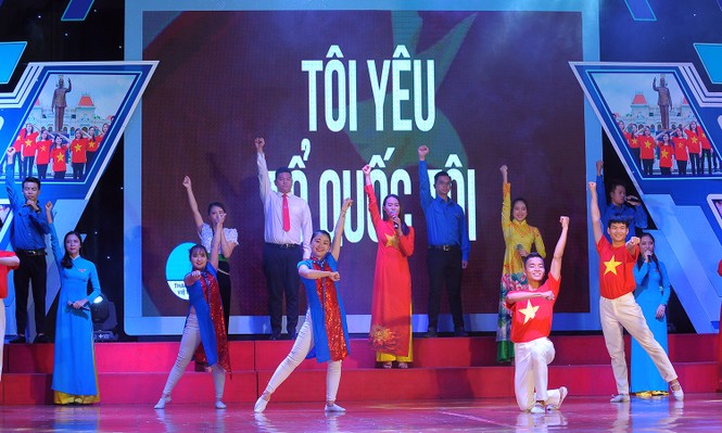 15 bạn trẻ tiêu biểu nhận Giải thưởng 15 tháng 10 - ảnh 10