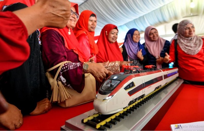 Malaysia hủy dự án đường sắt 20 tỷ USD vốn Trung Quốc - ảnh 1
