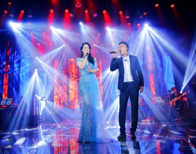 Thu Phương bật khóc trong liveshow tại quê nhà - ảnh 7